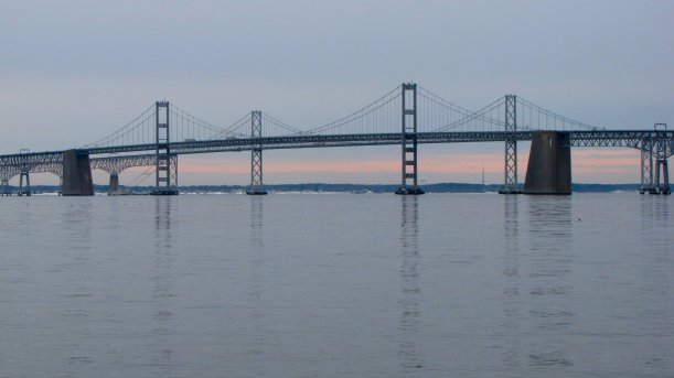 Chesapeake_Bay_Bridge_viewed_from_Sandy_Point_State_Park.jpg